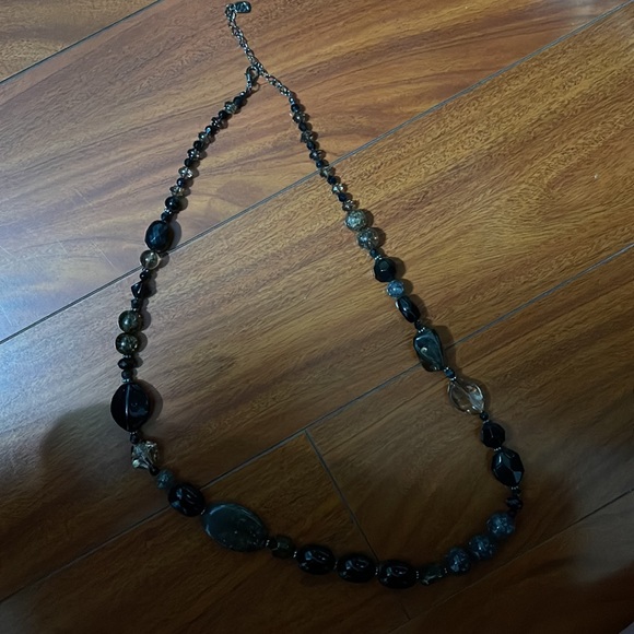 Beautiful Beads and glass necklace with a silver medal adjustable clasp. - Picture 5 of 11